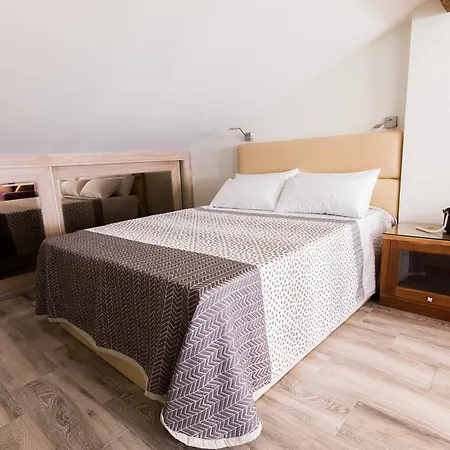 Bazan 16 Apartman *
